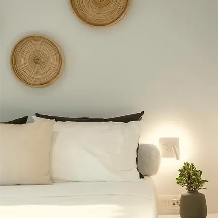Aelia Aparthotel *