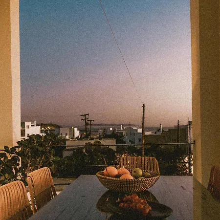 Aelia Aparthotel Tínos